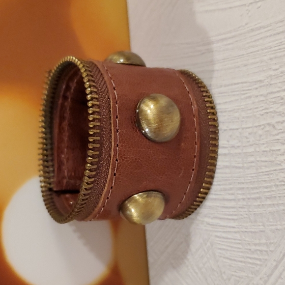 •Set of 3 faux leather snap bracelet cuffs•studded•open zipper trim•EUC• - Picture 7 of 15